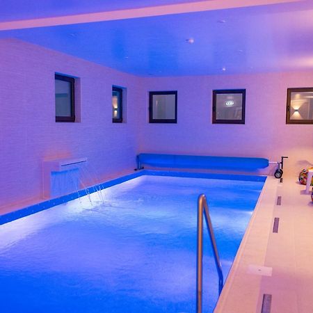 Hotel Aura Unirii Alba Iulia Eksteriør billede