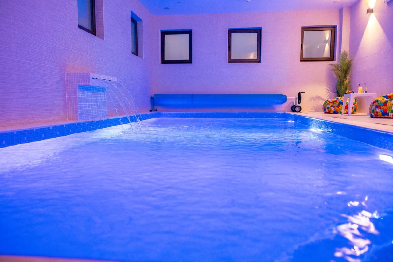Hotel Aura Unirii Alba Iulia Eksteriør billede